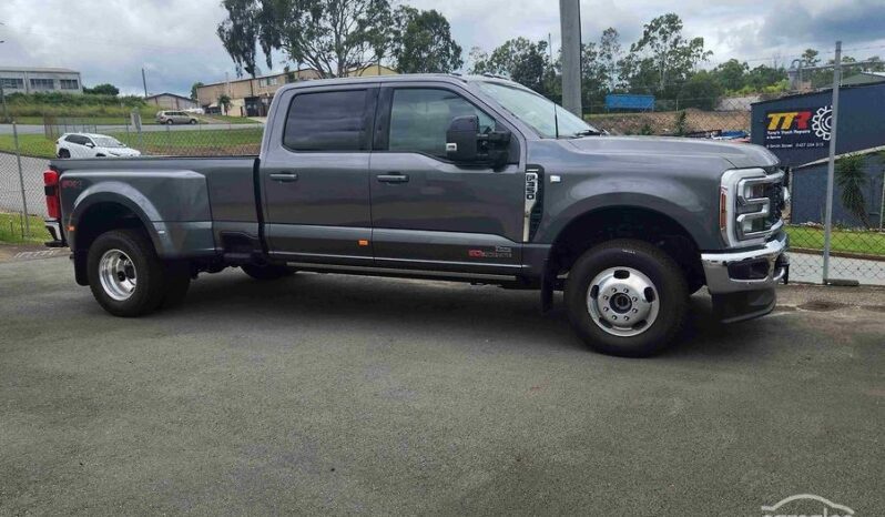 
								2025 Ford F350 Lariat Auto 4×4 full									