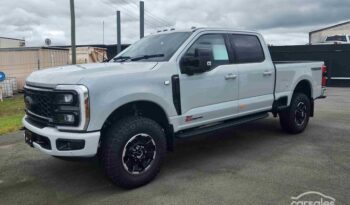 
										2025 Ford F250 Lariat Auto 4×4 full									